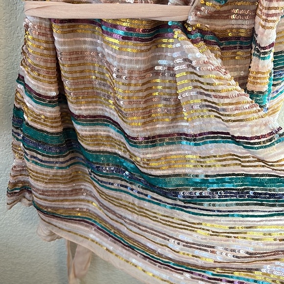 Tularosa Robin Dress sequins. Would be cute for New Year’s Eve party. - Picture 9 of 10